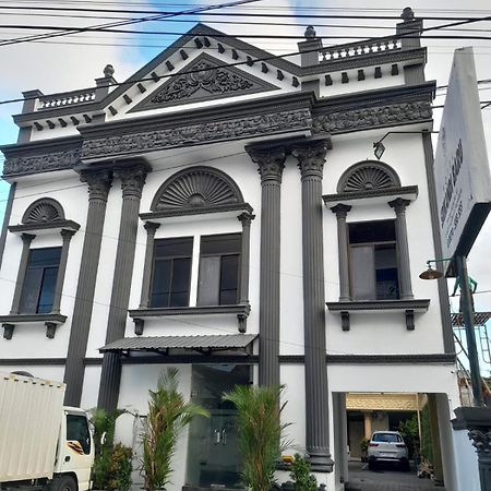 Hotel Srikandi Baru Kejayan Buitenkant foto